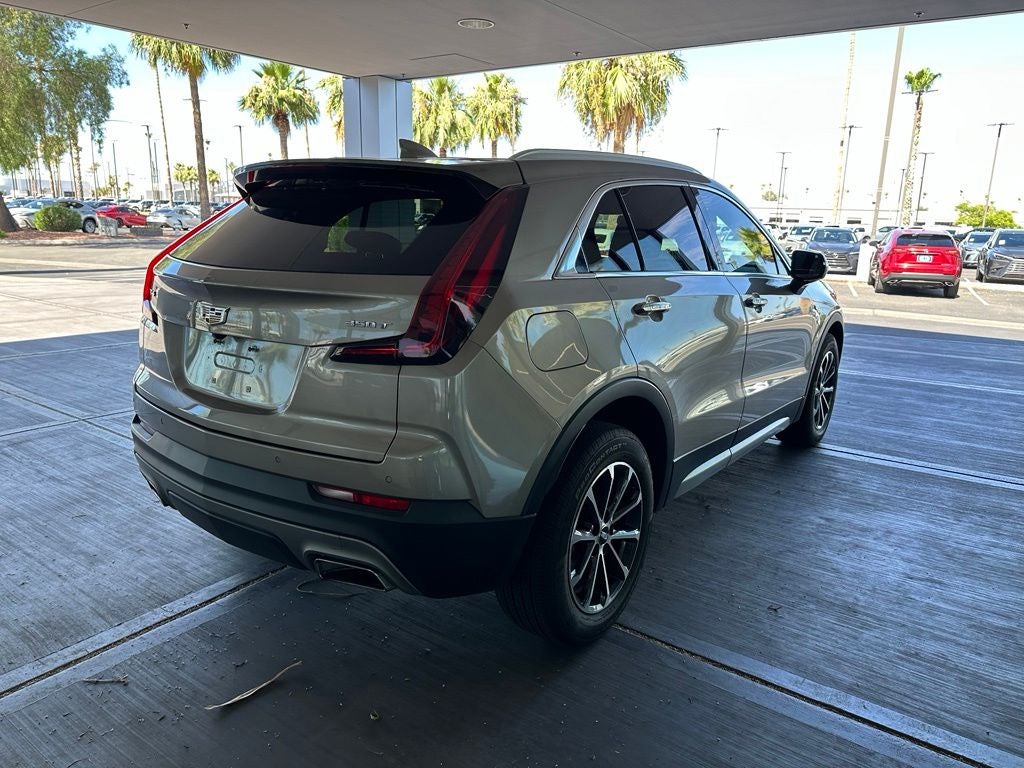 2023 Cadillac XT4 Premium Luxury