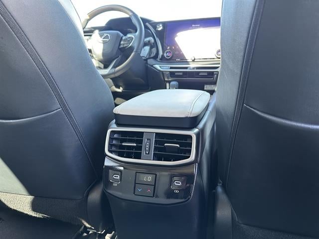 2023 Lexus RX Premium