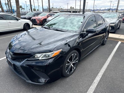 2018 Toyota Camry SE