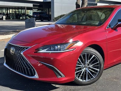 2024 Lexus ES Base
