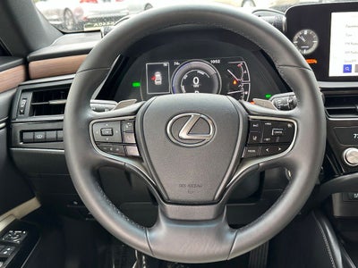 2023 Lexus ES 300h