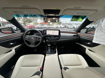 2023 Lexus ES 300h