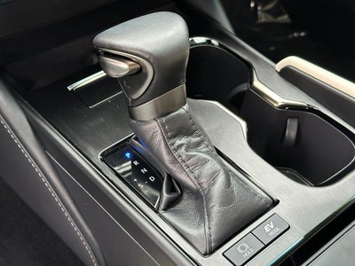 2023 Lexus ES 300h