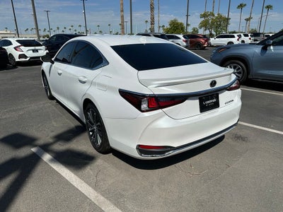 2025 Lexus ES 300h