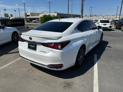 2025 Lexus ES 300h