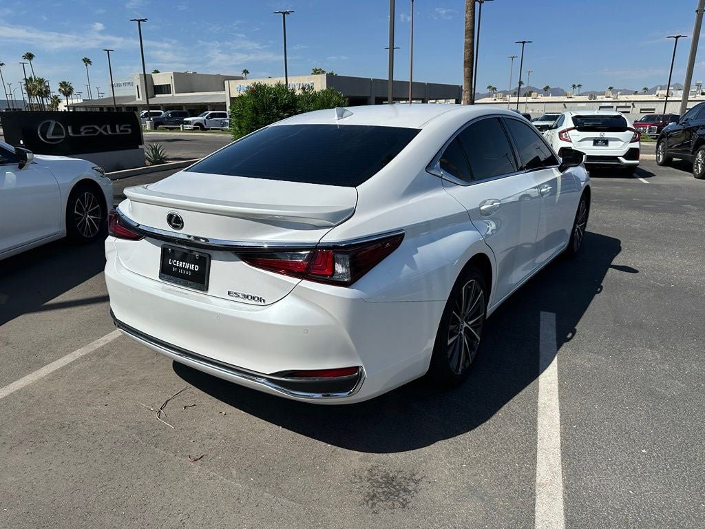 2025 Lexus ES 300h