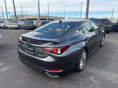 2022 Lexus ES 350 Ultra Luxury