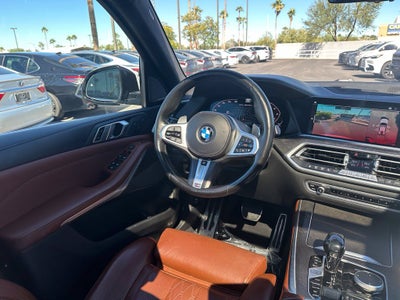 2022 BMW X5 M50i