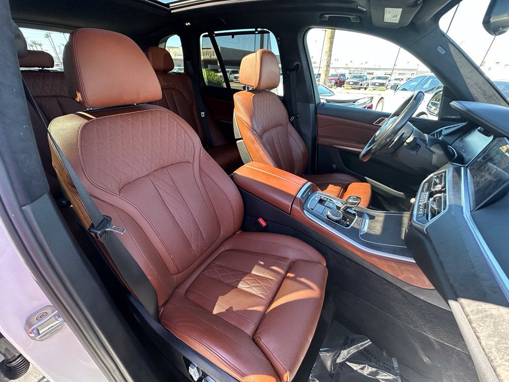 2022 BMW X5 M50i