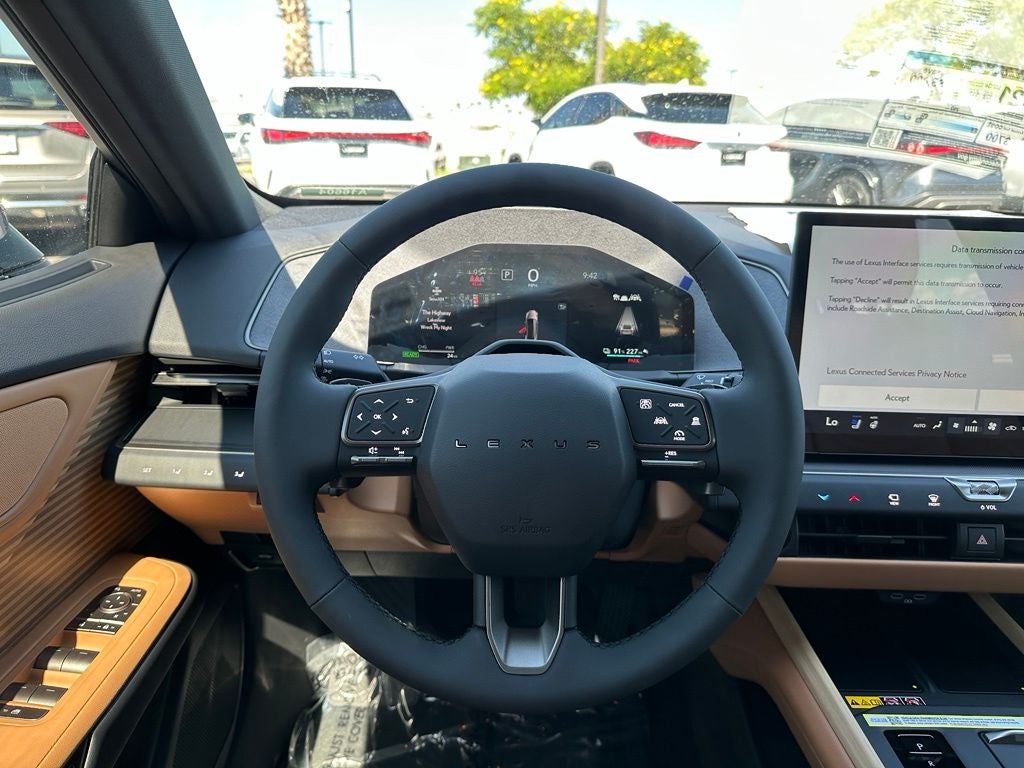 2026 Lexus ES LUXURY