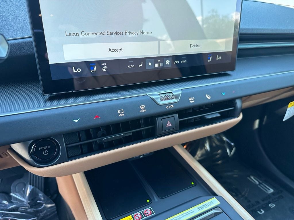 2026 Lexus ES LUXURY