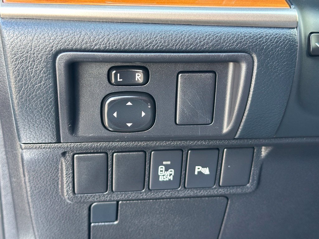 2014 Lexus ES 300h