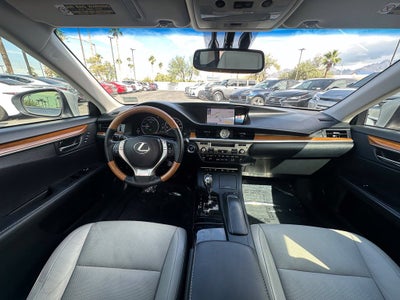 2014 Lexus ES 300h