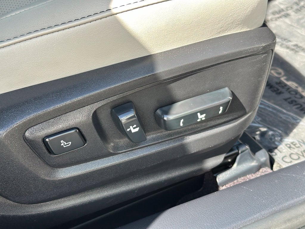 2014 Lexus ES 300h
