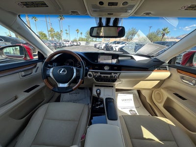 2014 Lexus ES 300h