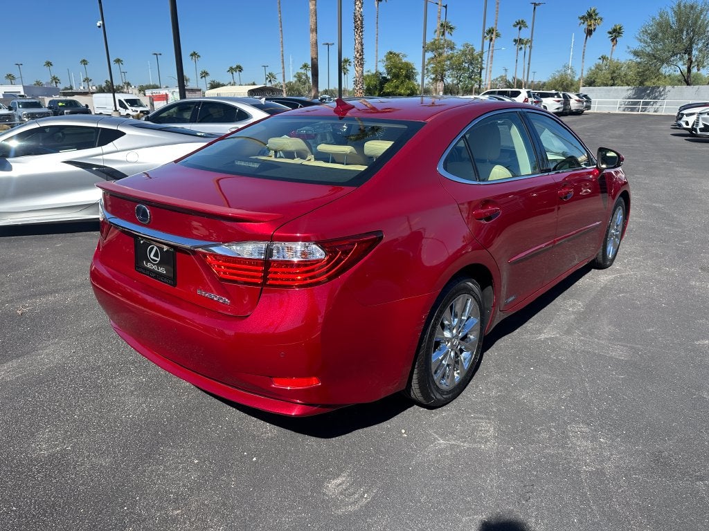 2014 Lexus ES 300h