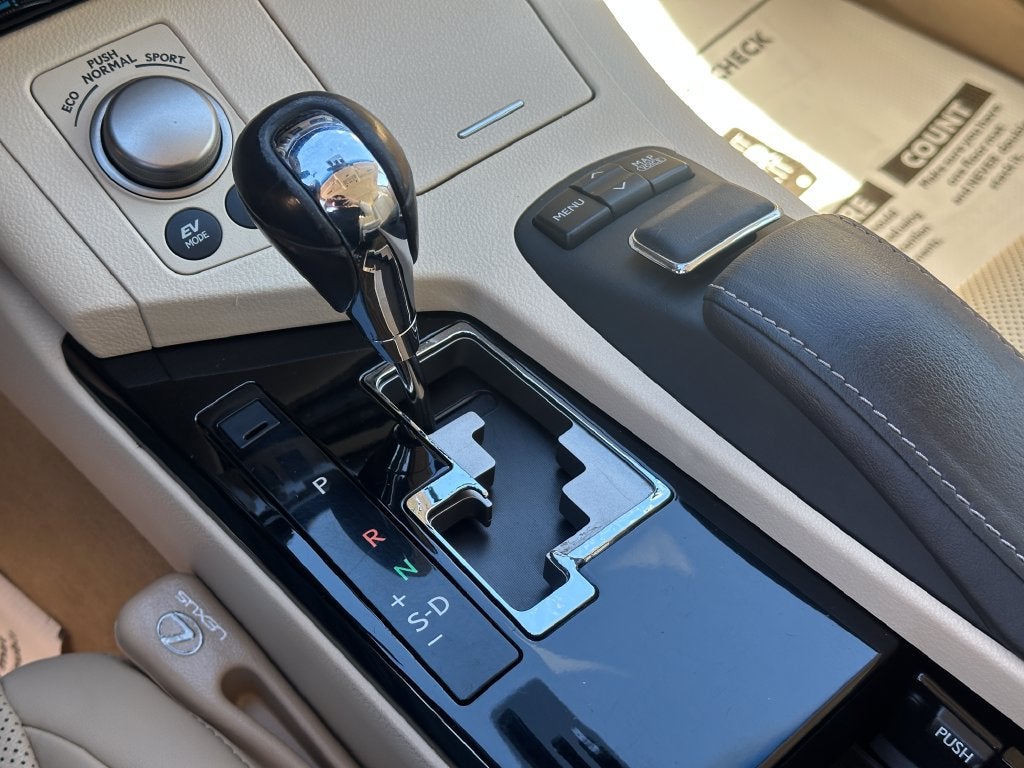 2014 Lexus ES 300h