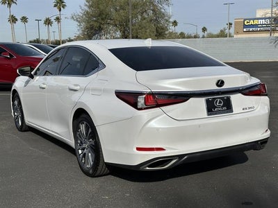 2019 Lexus ES Base
