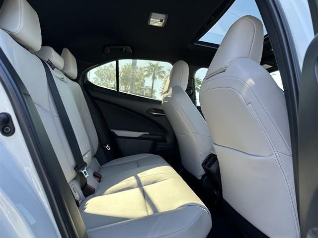 2026 Lexus UX 300h Premium