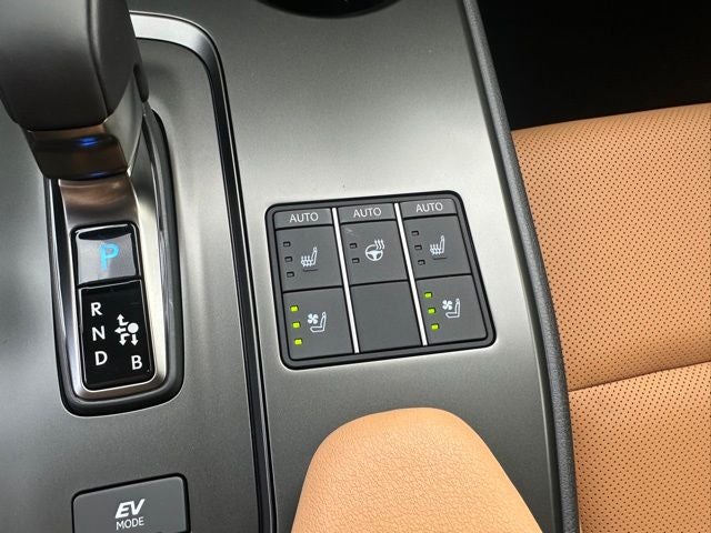 2026 Lexus UX 300h Premium