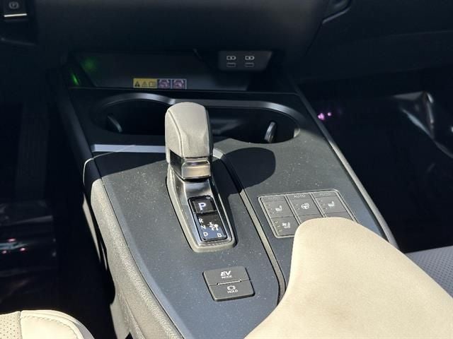 2026 Lexus UX 300h Premium