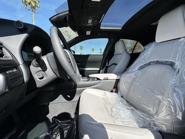 2026 Lexus UX 300h Premium