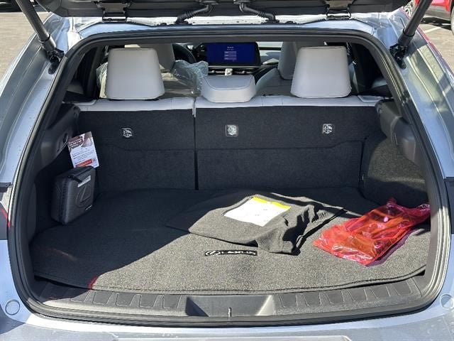 2026 Lexus UX 300h Premium