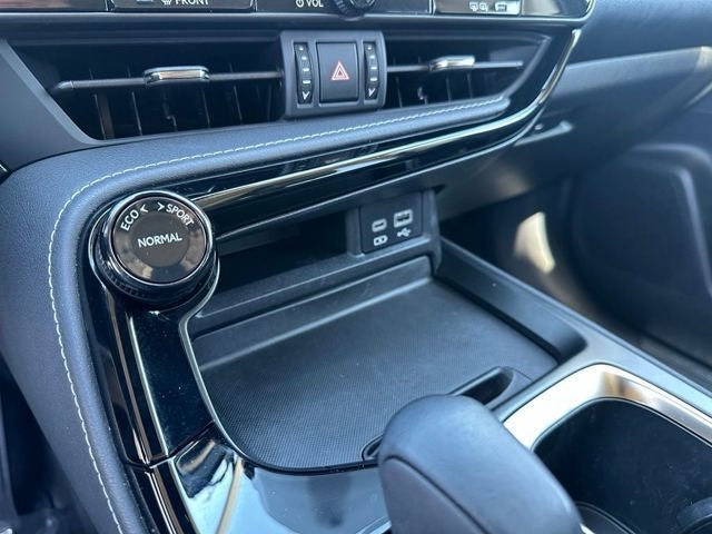 2023 Lexus NX 350h Base