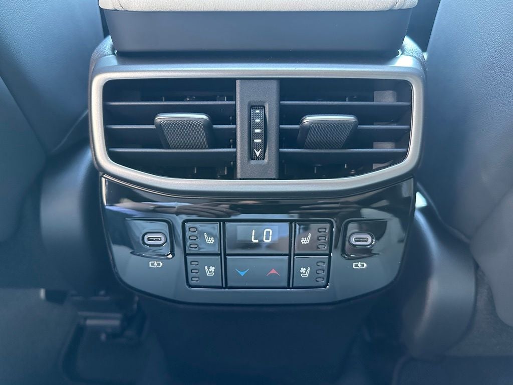 2026 Lexus RX 450h+ Luxury