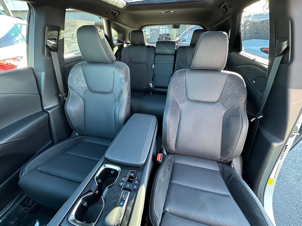 2026 Lexus RX RX 450h+ Luxury