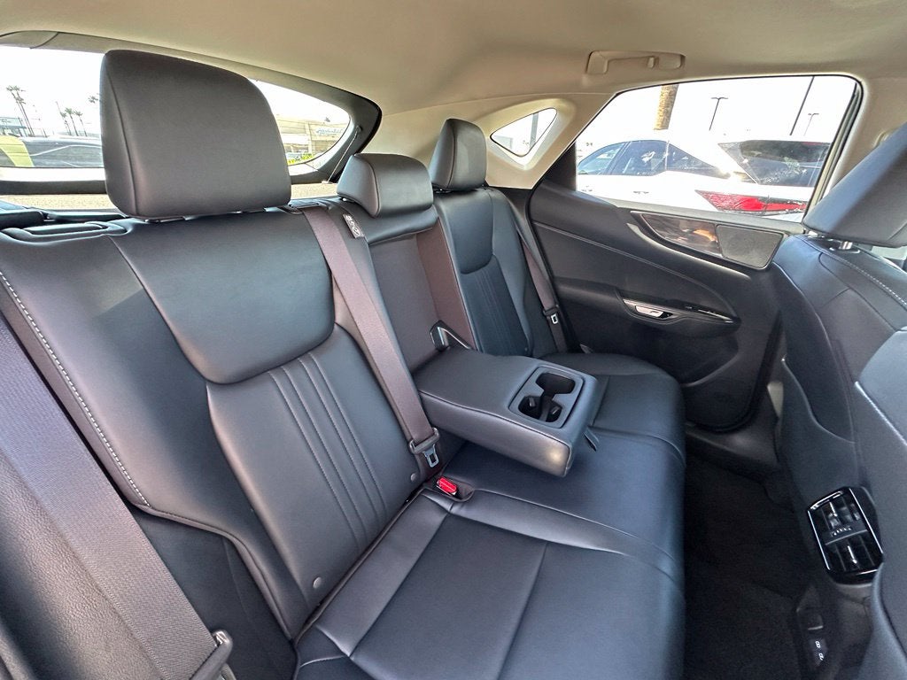 2025 Lexus NX 350h Premium