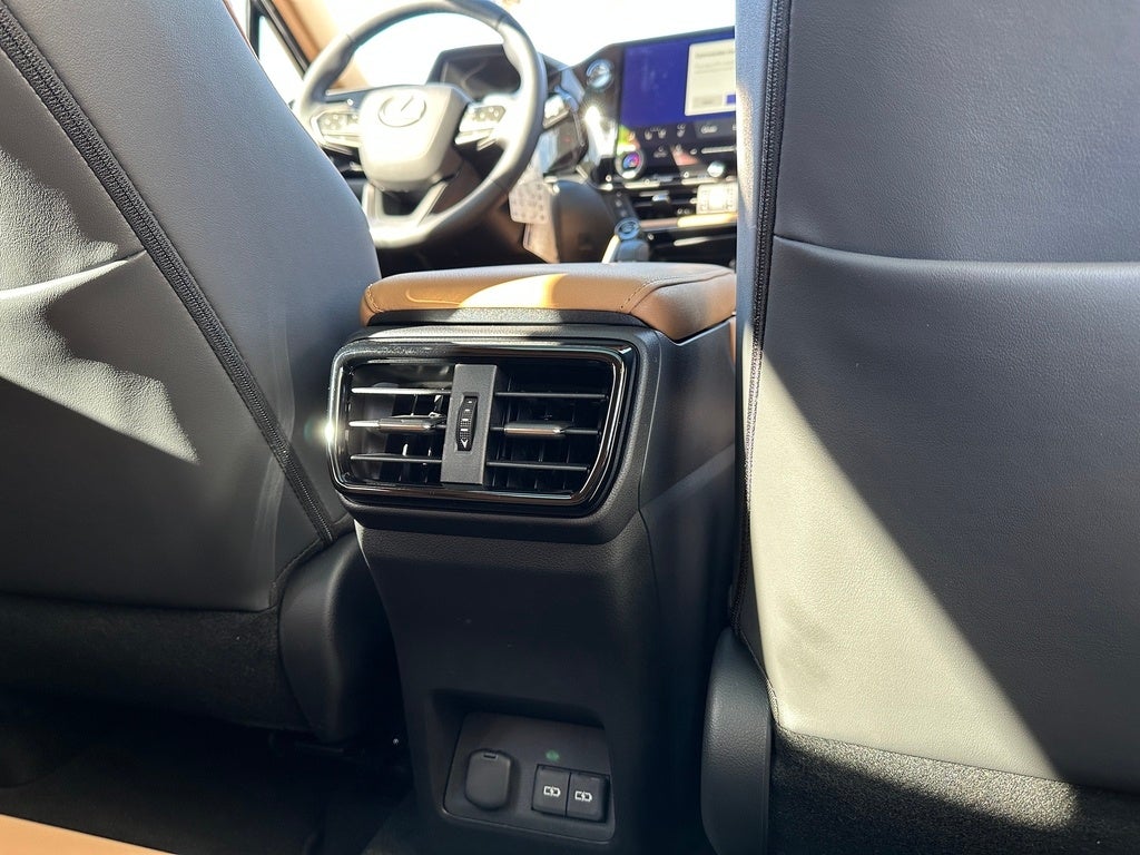 2026 Lexus NX NX 450h+ Luxury