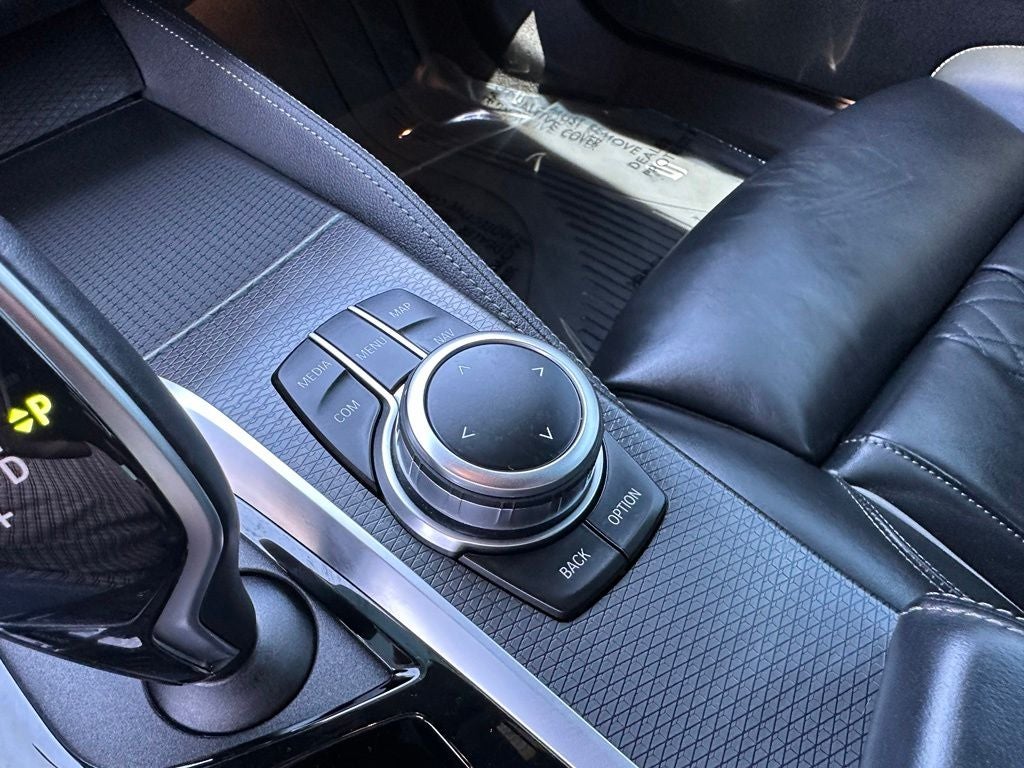 2022 BMW 5 Series M550i xDrive