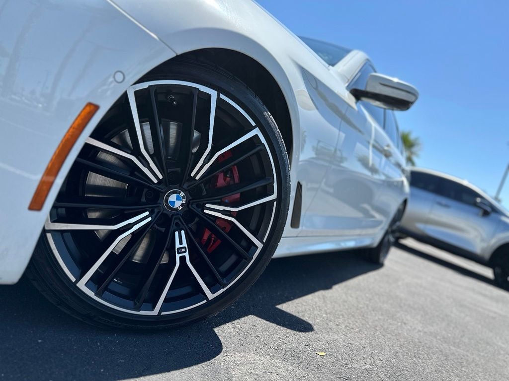 2022 BMW 5 Series M550i xDrive