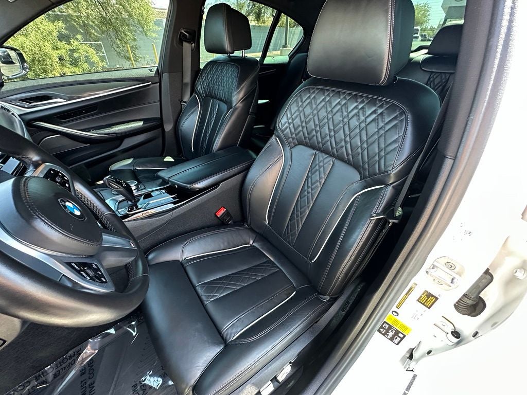 2022 BMW 5 Series M550i xDrive