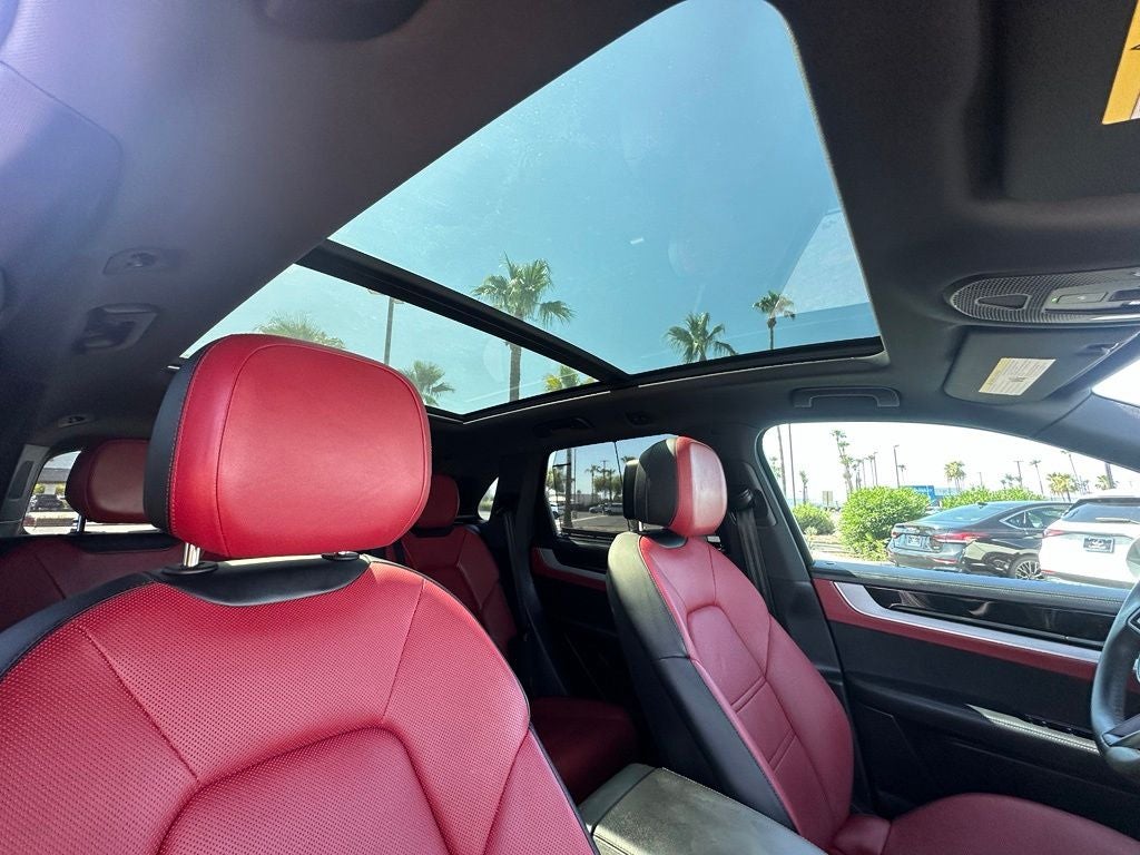 2024 Porsche Cayenne S