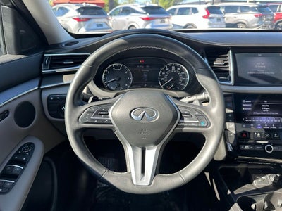 2023 INFINITI QX50 LUXE