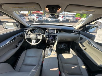2023 INFINITI QX50 LUXE