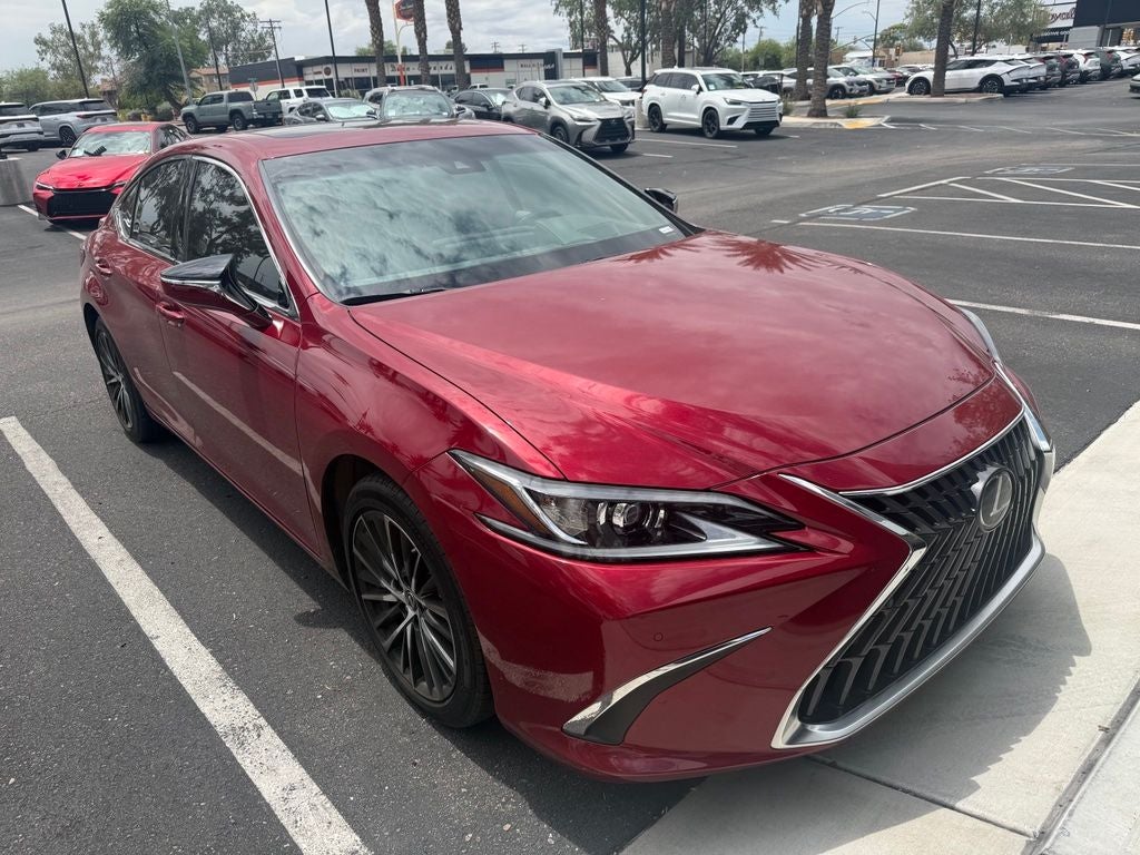 2023 Lexus ES 300h