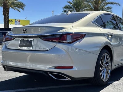 2024 Lexus ES 350 Ultra Luxury
