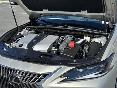 2024 Lexus ES 350 Ultra Luxury