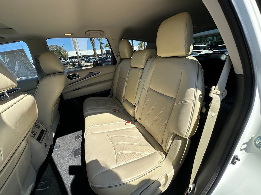2017 INFINITI QX60 Base