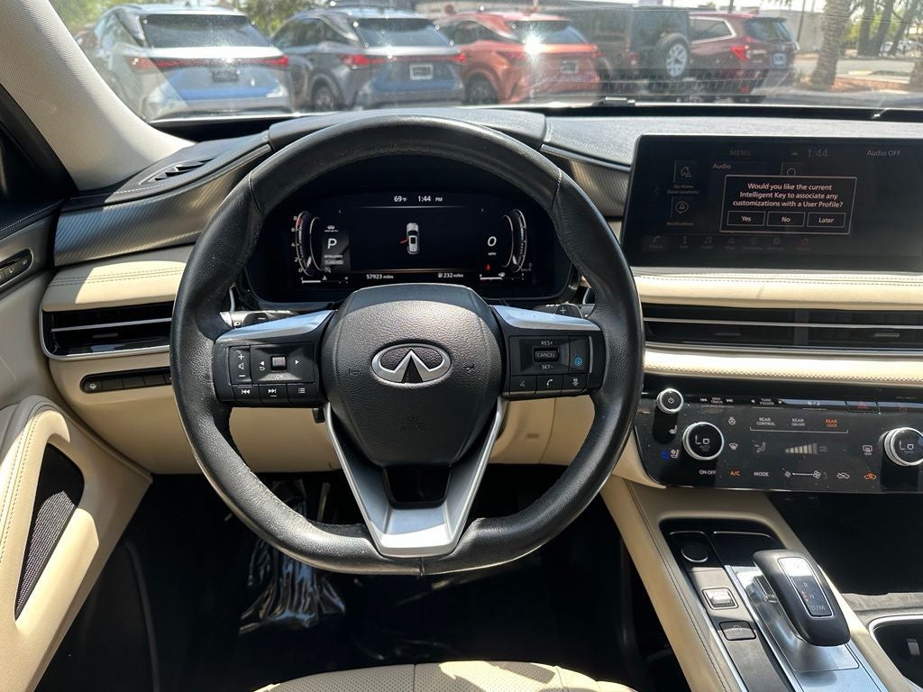 2022 INFINITI QX60 LUXE