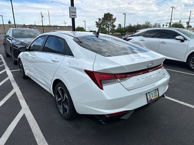 2022 Hyundai Elantra Limited