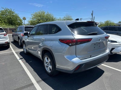 2023 Toyota Highlander LE