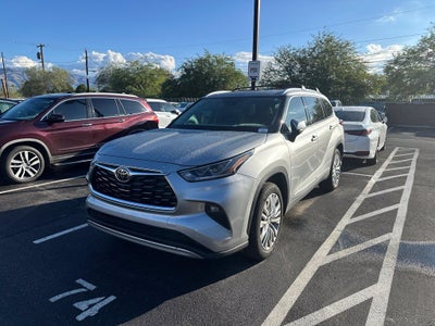 2023 Toyota Highlander Platinum
