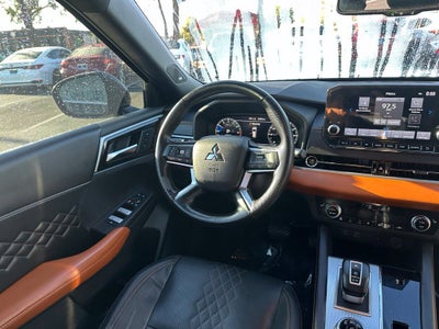 2022 Mitsubishi Outlander SEL