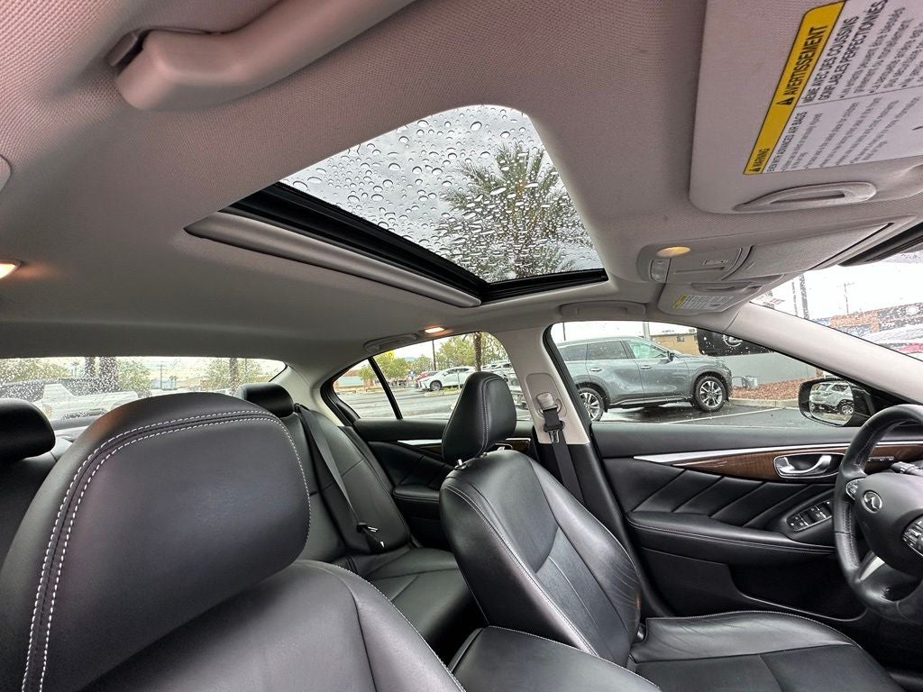 2015 INFINITI Q50 Premium