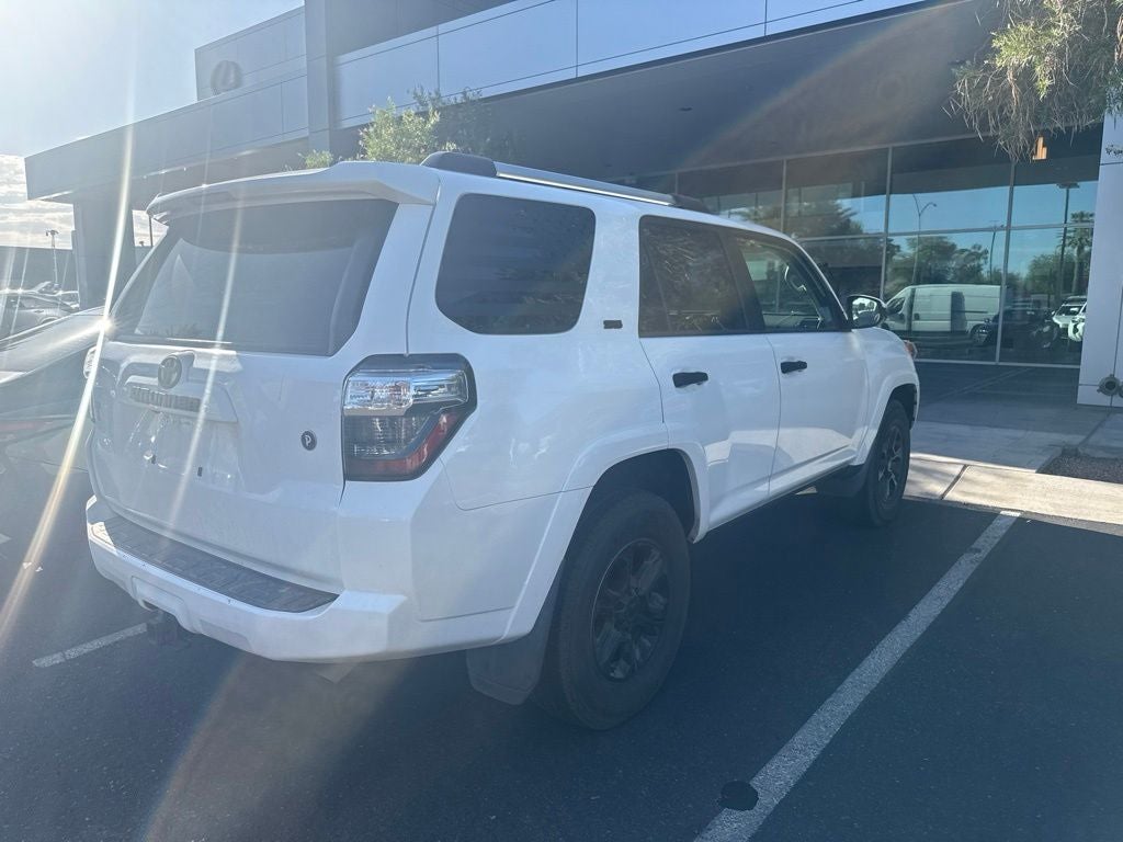 2022 Toyota 4Runner SR5