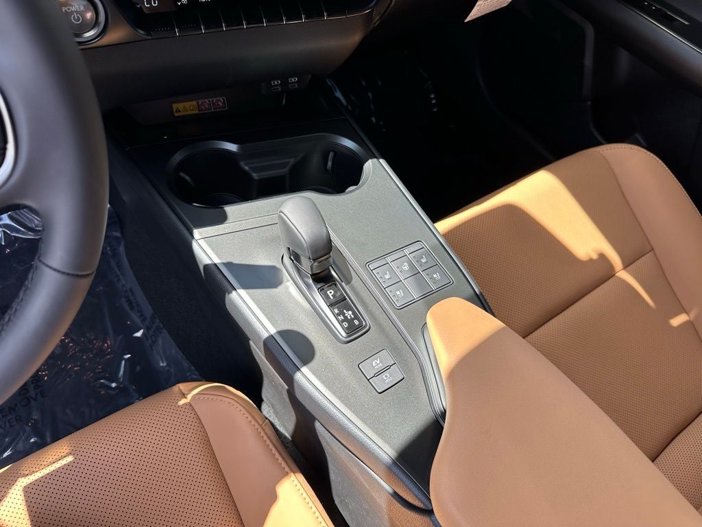 2026 Lexus UX 300h Premium